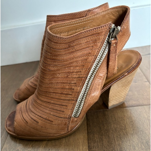 Paul Green Heels - Picture 3 of 9